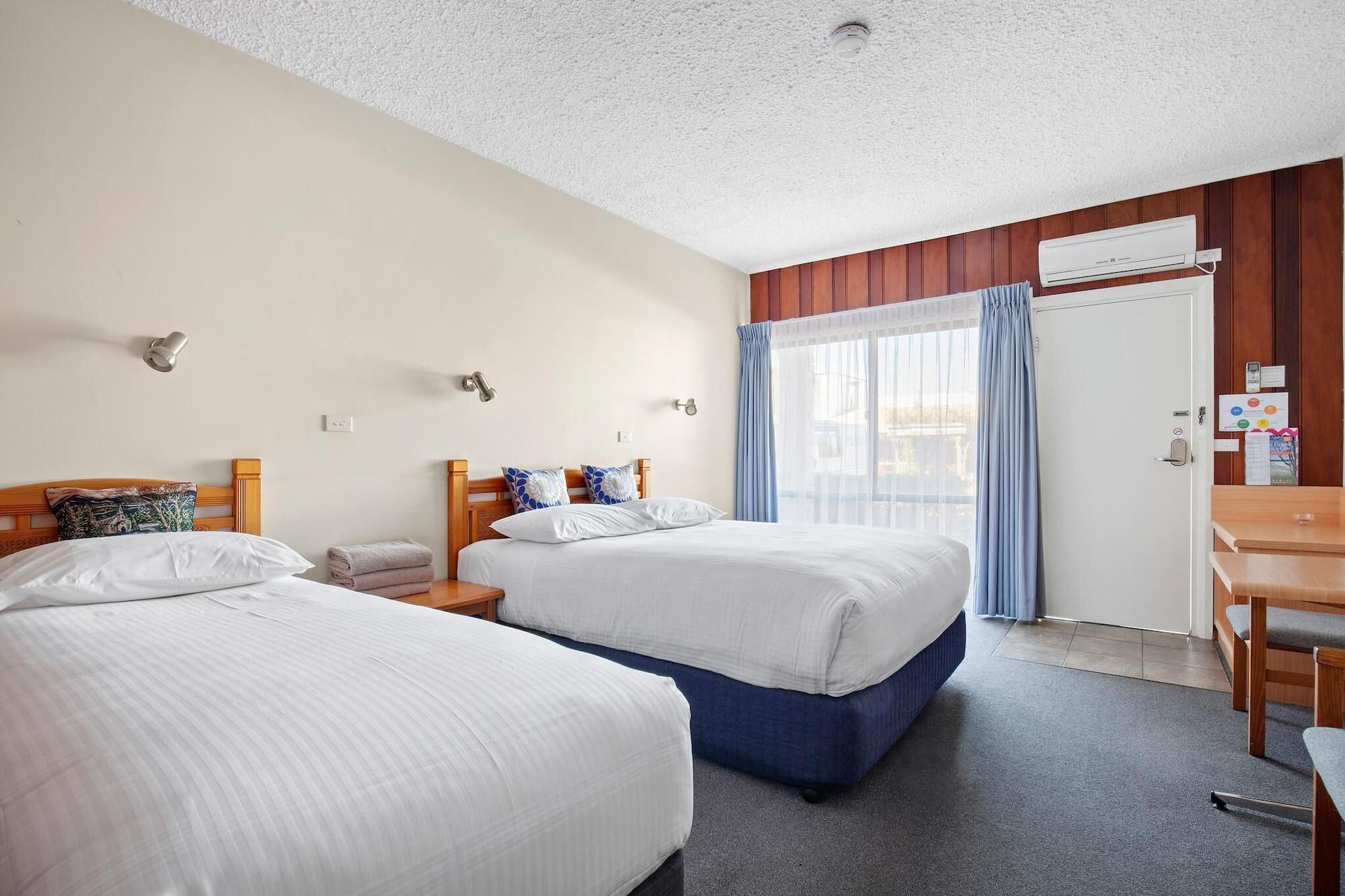 Banjo Paterson Motor Inn Lakes Entrance Εξωτερικό φωτογραφία