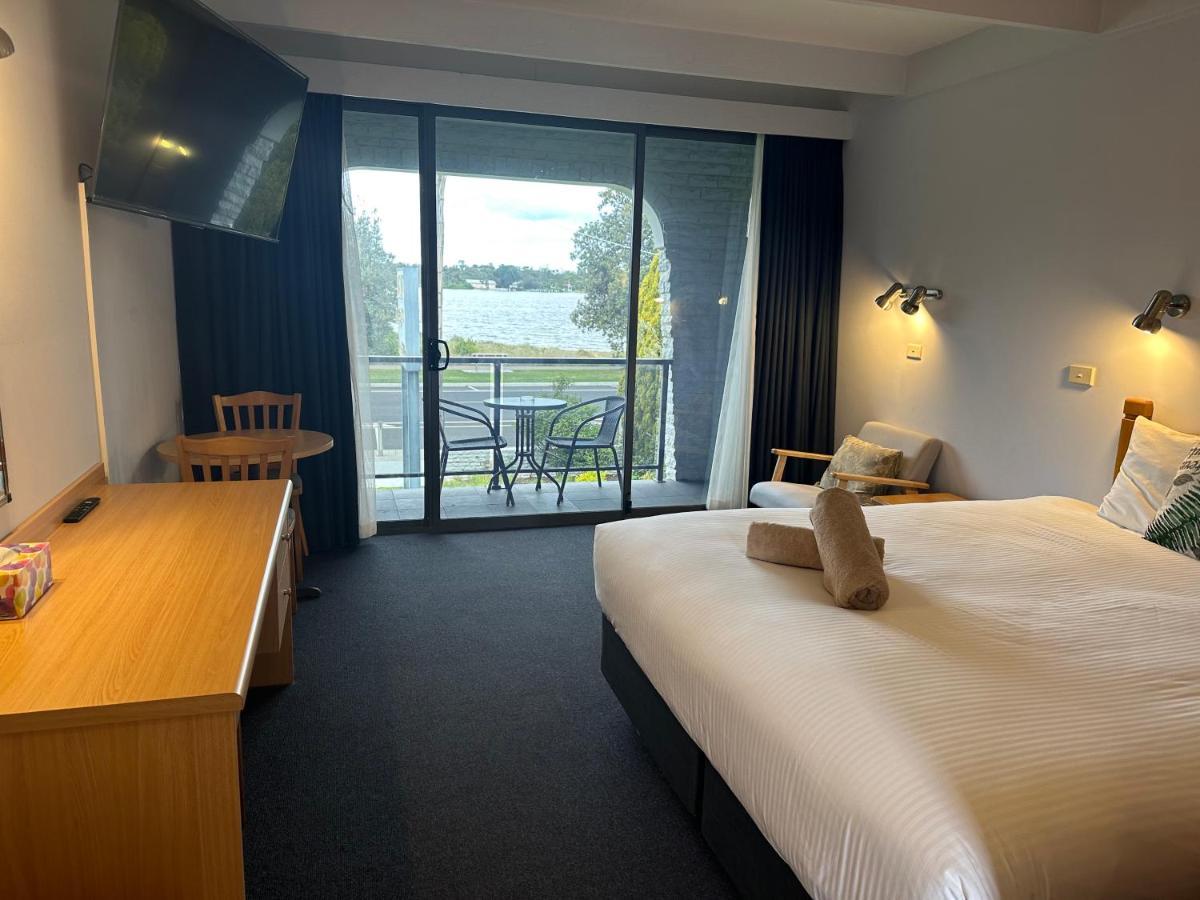 Banjo Paterson Motor Inn Lakes Entrance Εξωτερικό φωτογραφία