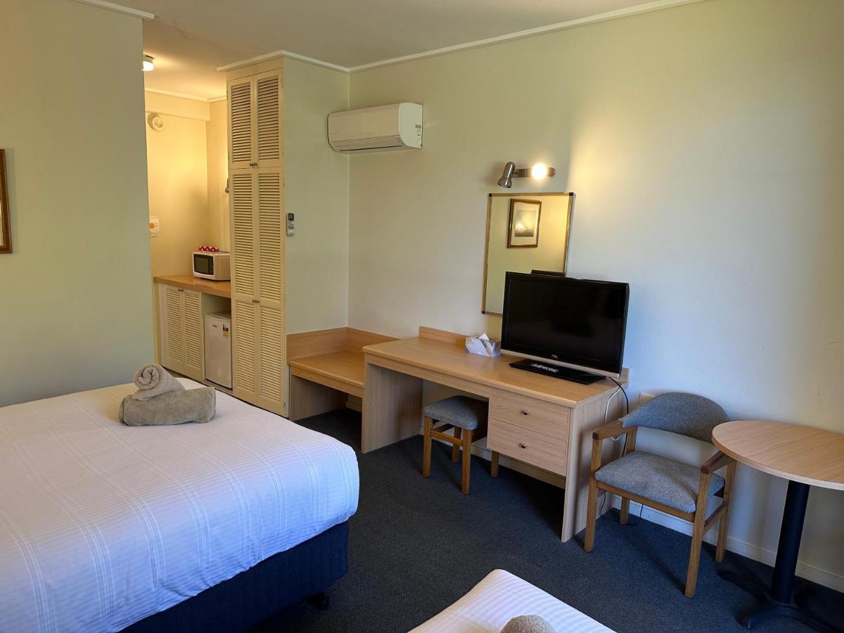 Banjo Paterson Motor Inn Lakes Entrance Εξωτερικό φωτογραφία