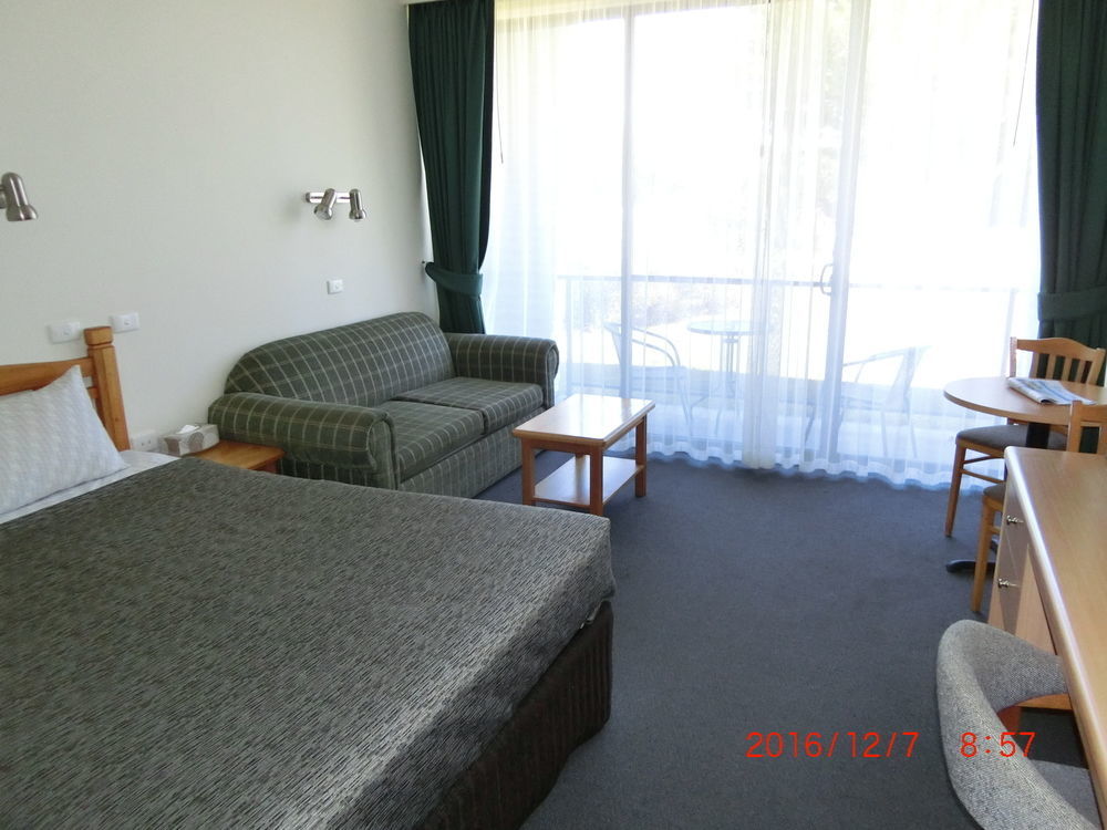 Banjo Paterson Motor Inn Lakes Entrance Εξωτερικό φωτογραφία