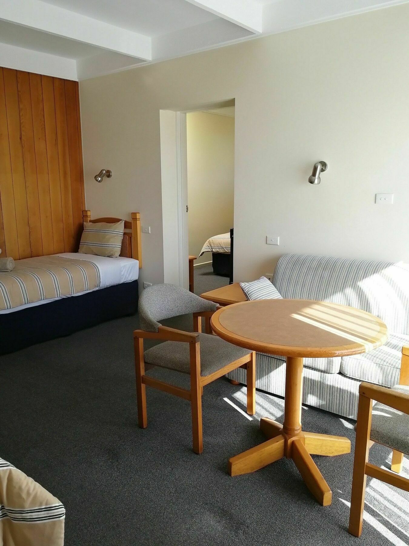 Banjo Paterson Motor Inn Lakes Entrance Εξωτερικό φωτογραφία